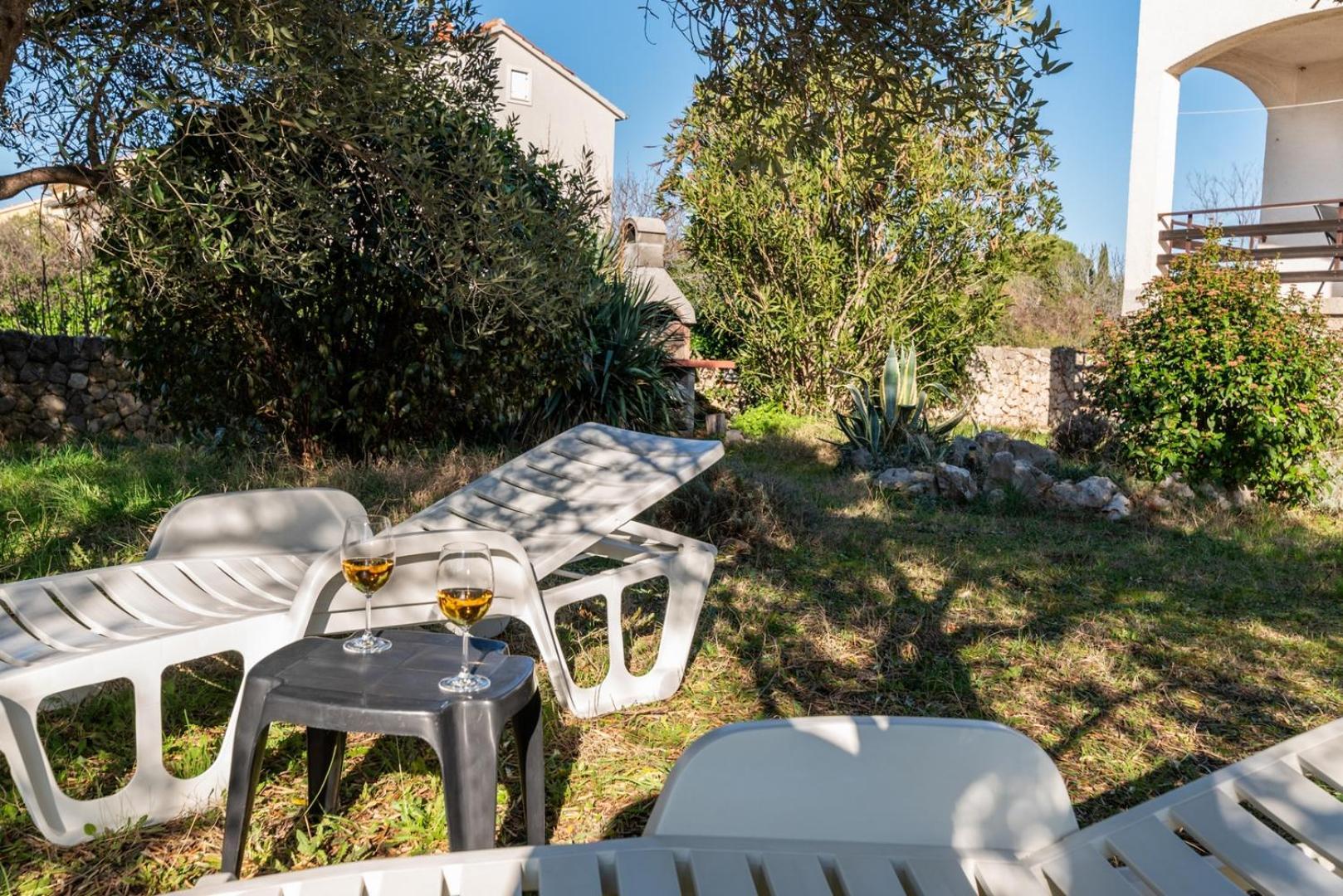 Beachfront Apartment Lostura トゥラニ エクステリア 写真